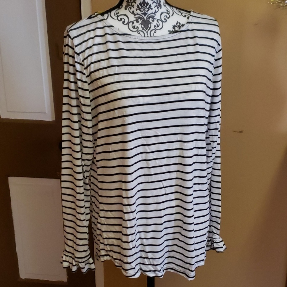 Maurice's long sleeve XL